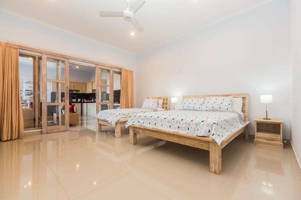 Castro Villa Семиняк Екстериор снимка